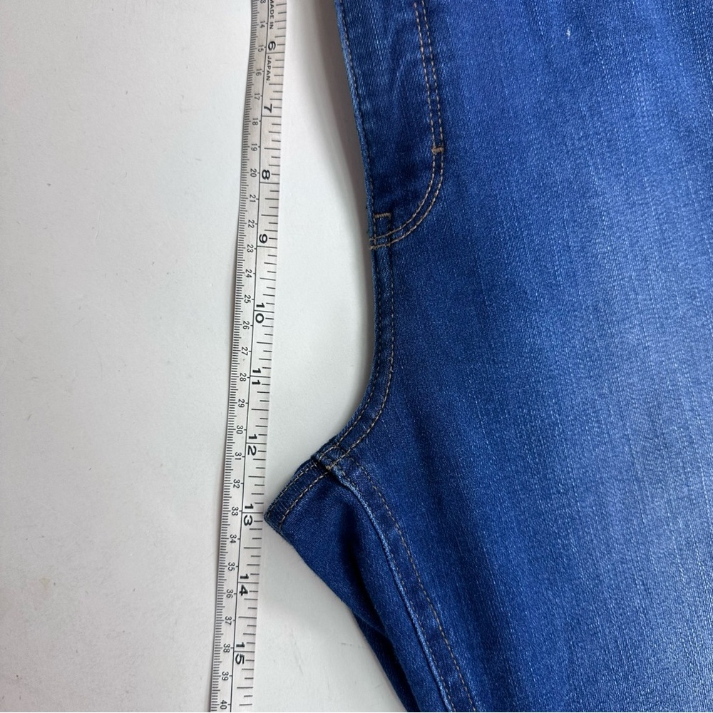 WHBM High Rise Tab Detail Kick Flare Cropp Jeans Women 10 Blue - Picture 8 of 10